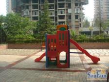 住家装修 户型方正 采光好 出行购物方便