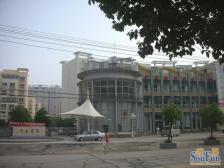 中间楼层,三个阳台,采光优秀,业主诚心 卖