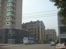 带阁楼 房东诚心卖 近地铁和京东天虹