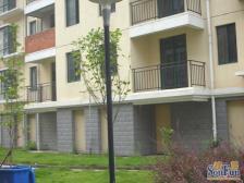 70年产权小面积户型,好楼层采光无挡,艾溪湖畔配套好