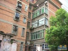 满五年 全天太阳 南北通透 出入好 周边设备俱