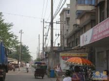 地铁2号线,出行方便 火车东站旁 菜场近