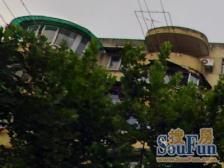 一梯两户全明南北两房,中楼层不沿街