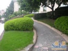 精装修,业主自己住,装修保持好,领包入住 。