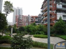 北温泉九号品质小区 大两房 带60平露台 视野好