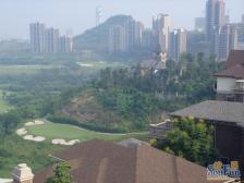 汽博中心 保利高尔夫豪园四房268万