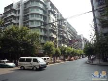 解放路社区 3室1厅 东南