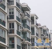 春意苑顶楼复式,位置安静,视野景观好。