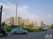 该房户型方正,价格美丽,配套成熟