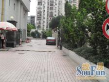 新华豪庭 3室2厅 东 南