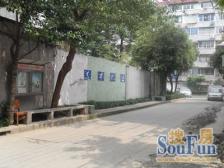 中山公园,新挂牌,精装一室户,配套齐全,出行方便。