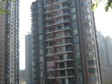 精装大三房,配套成熟,自家装修,出行方便