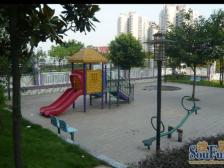 3号线学堂湾轻轨站100米,朝中庭住家安静,近万达公园