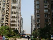 源著天街公园旁带露台三房