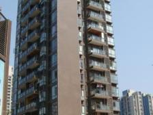 龙湖物业,三轻轨出行,正规大三房,有钥匙,诚心卖