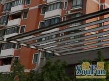 双轨出行,空中别墅,6米挑空,百万精装,拎包入住!