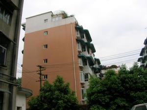 芳草街4号2室1厅南