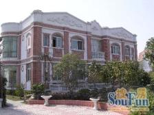 枫丹白露双拼 带大花园 环境优美 看房随时