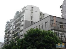 凤天路 芳草地欧式景观园五房220万