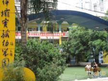 业主诚心出售,户型方正,采光美丽,商圈旁