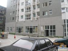 户型方正,环境安静,采光很好,居家安静