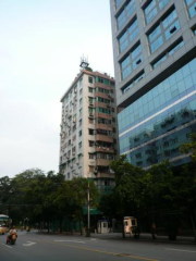 双地铁,人民公园旁边,南北对流,两房一厅,有电梯