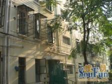 东园一村电梯房临近地铁