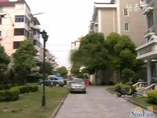 地铁南北通大两房,环境优美舒适,配套全,便利居住。