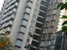 天骄年华 园林小区 错层两房 住家装修 交通方便