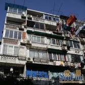 南京西路CBD一层二户楼道整洁,南北通风双南