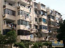 出门就是美食一条街,刚需必选 无抵押