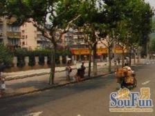 大润发对面出门菜场+电梯精装两房12号线地铁