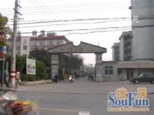 中间楼层采光充足 看房方便 近地铁