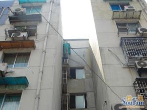 卫生间全明,大开间,小区入口附近,品质小区