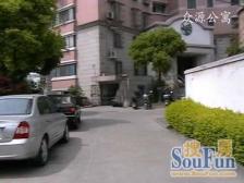 电梯房,环境优美,闹中取静,精装修,配套完善