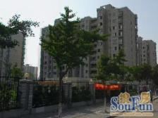 精装修一年不到,拎包入住, 必看好房