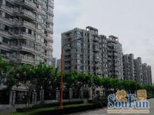 精装修一年不到,拎包入住, 必看好房