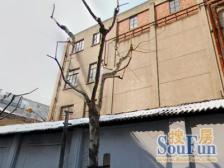 小户型一房一厅,电梯费用已交,全明户型,交通方便