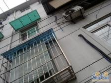 满五年,西区近牡丹江路,地铁近,边套一房全明户型