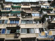 新式里弄,主卧朝南,交通便利,居家装修,采光充足