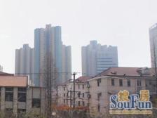 两室一厅南北通,中低楼层上下易,精装修拎包入住。
