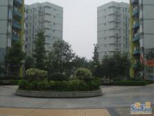 户型方正,采光好,利用空间大,没有浪费空间,