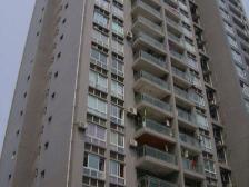 此房业主诚心卖,地理位置好,平时交通出行很方便