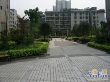 五公里轻轨站旁 住家安静 出行方便 诚心出售