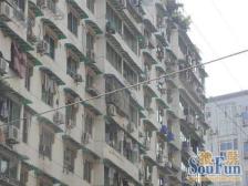 高滩岩西路轻轨正规三房带一个小花园