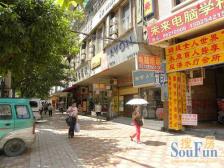 正规大三房双卫 步梯房一梯四户 双轨道站加持 商圈里