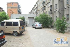 北京东路80号电信宿舍南北通透,采光好装修好,环镜优美近地铁视野好,诚心出售