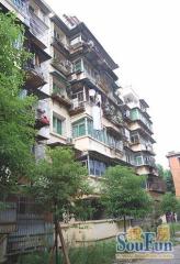 铁路七村 南北通透,采光好 视野好,诚心出售