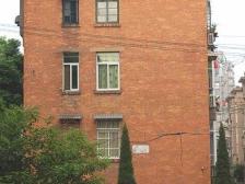 此房户型端正,配套设施齐全,交通便利