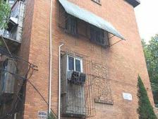 铁路六村 南北通透,采光好 近地铁 周边匹套完善,,出行方便